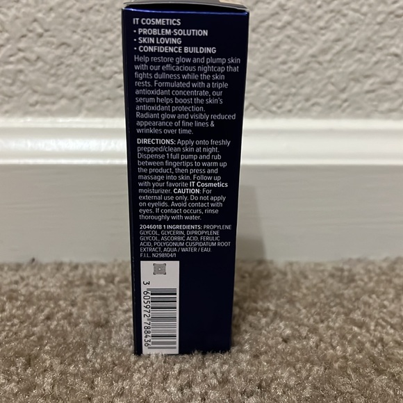IT COSMETICS | CONFIDENCE IN YOUR BEAUTY SLEEP SERUM - PLUMP & RADIANCE - Picture 4 of 7